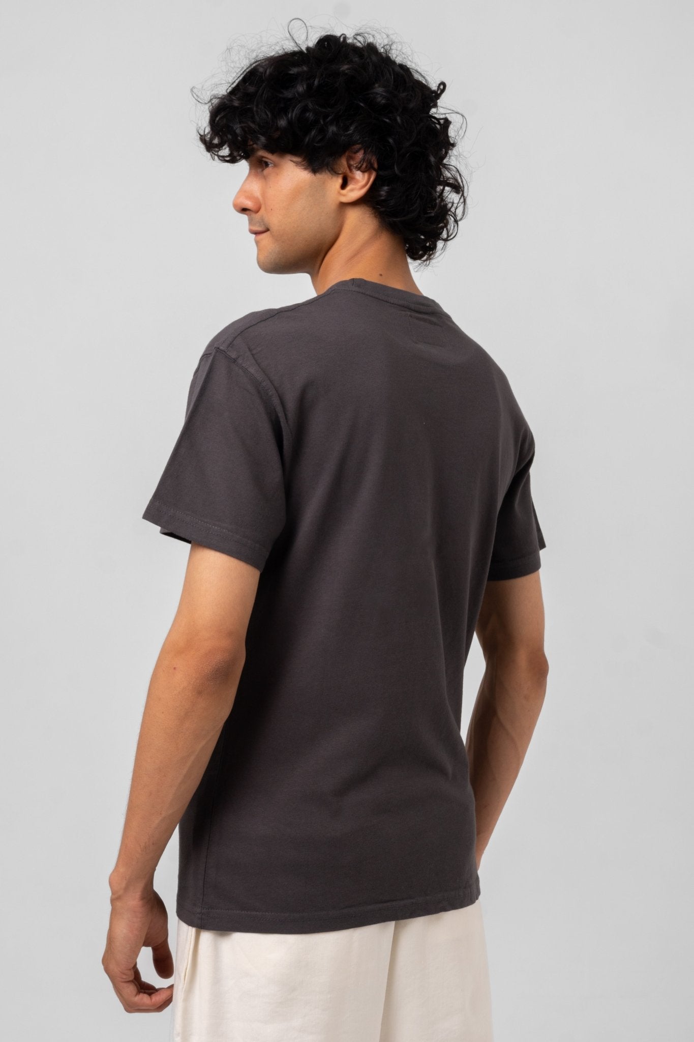 CHARCOAL ESSENTIAL TEE - KYT Fashion
